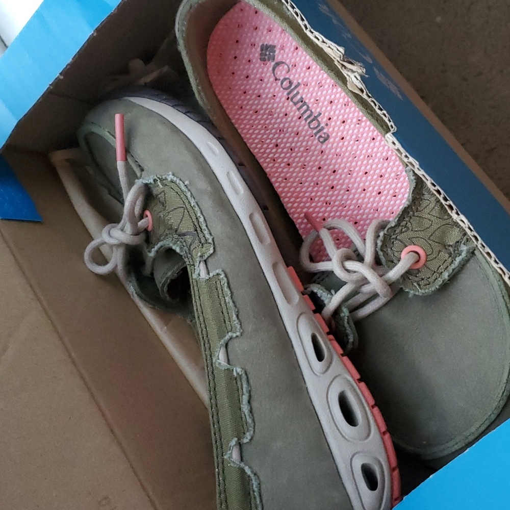 Columbia Women's 6.5 Sunvent Boat Shoes Olive brown, Hot coral